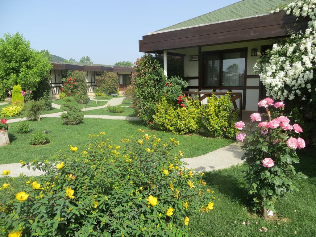 Riva'S Club Hotel Polonezkoy Exterior photo